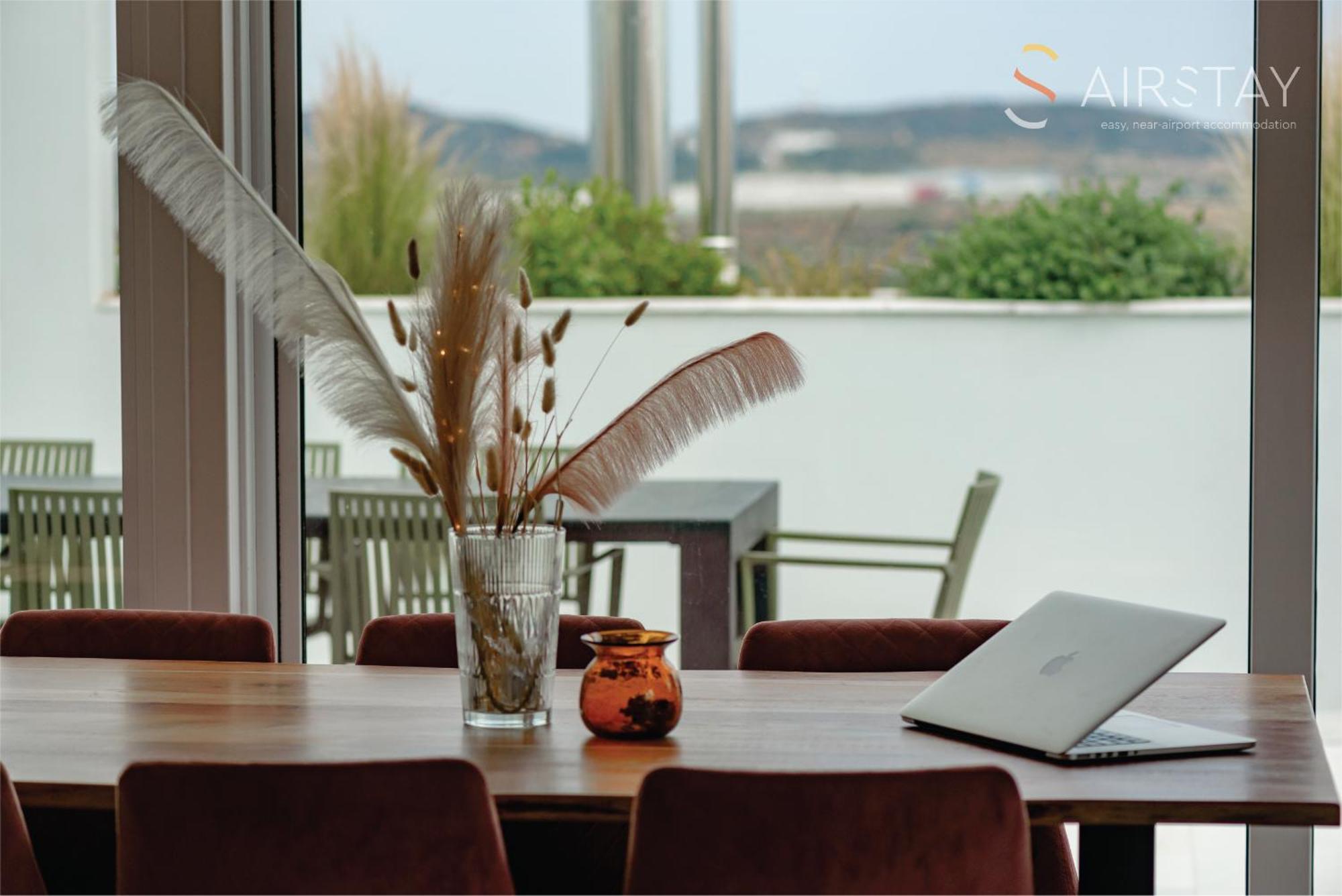 Akali Apartment Airport By Airstay Spáta Exteriér fotografie